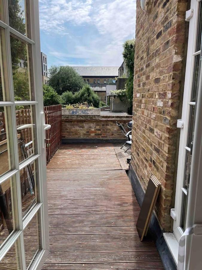 Quiet And Cozy 2 Seperate Bedrooms And 2 Bathroom With Terrace London Exterior photo