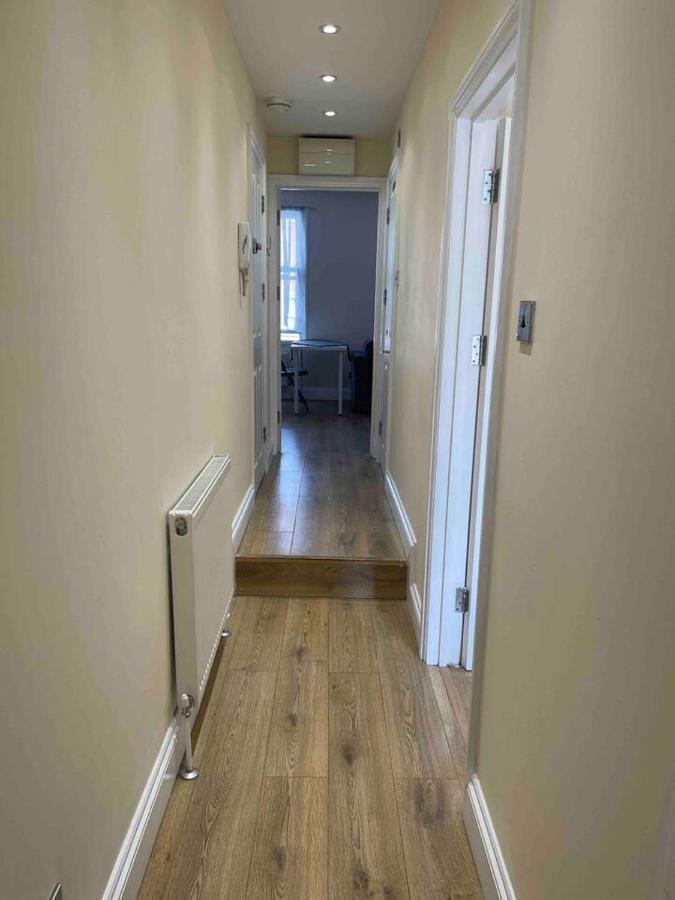 Quiet And Cozy 2 Seperate Bedrooms And 2 Bathroom With Terrace London Exterior photo